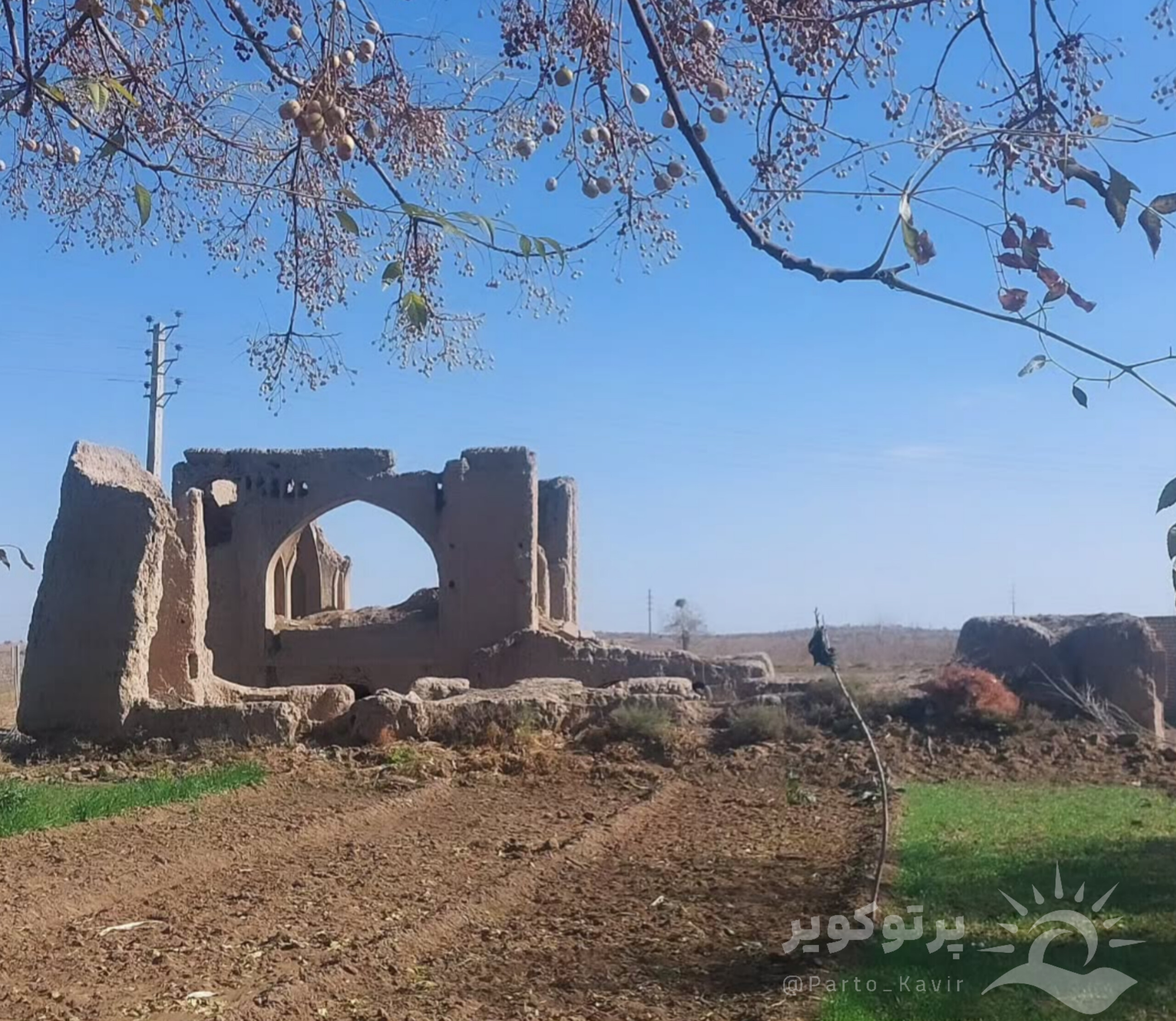 آب انبار متروکه ای در آران و بیدگل آب انبار ملامحمد