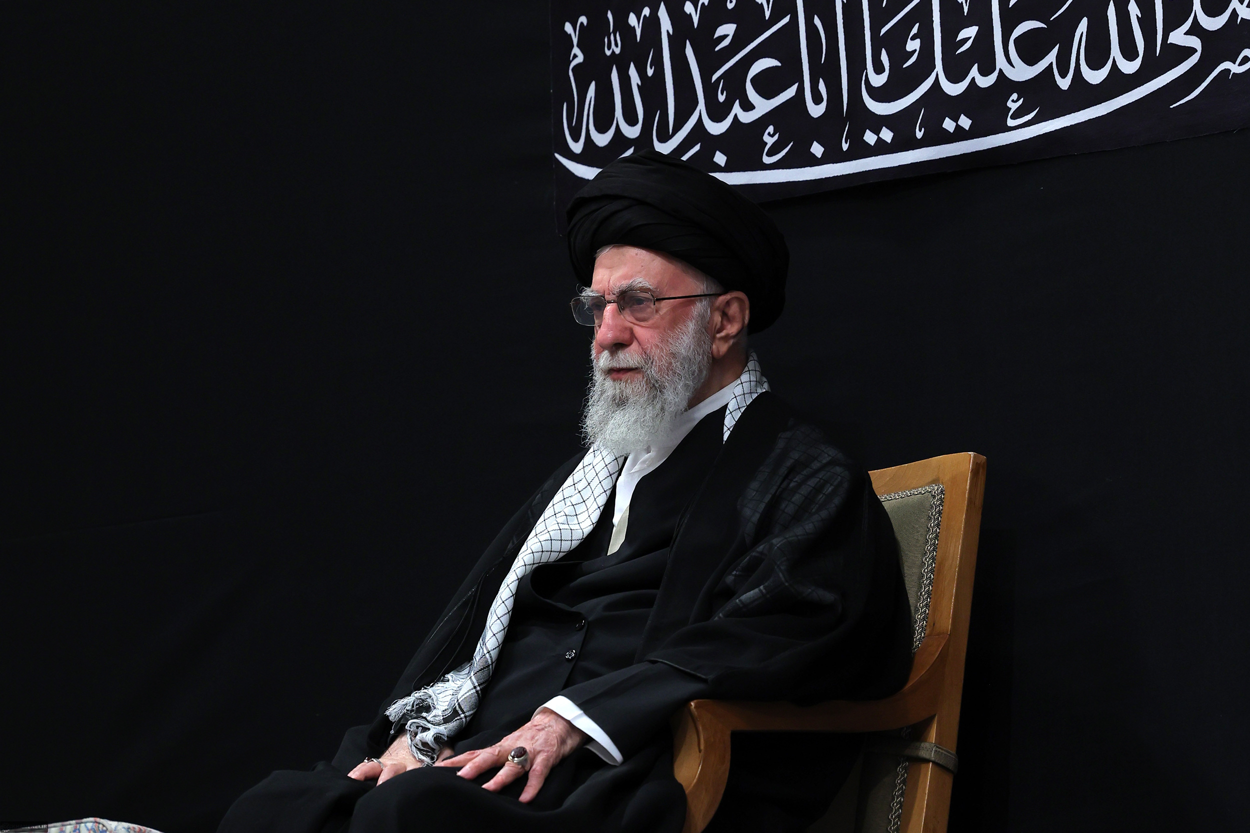 اشداء علی الکفار