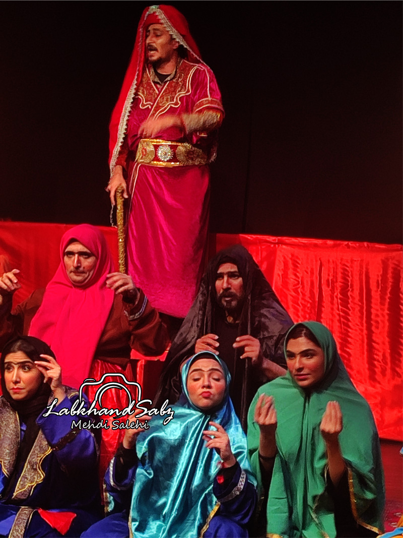 عکس تئاتر مینی مضحکه – لبخند سبز 