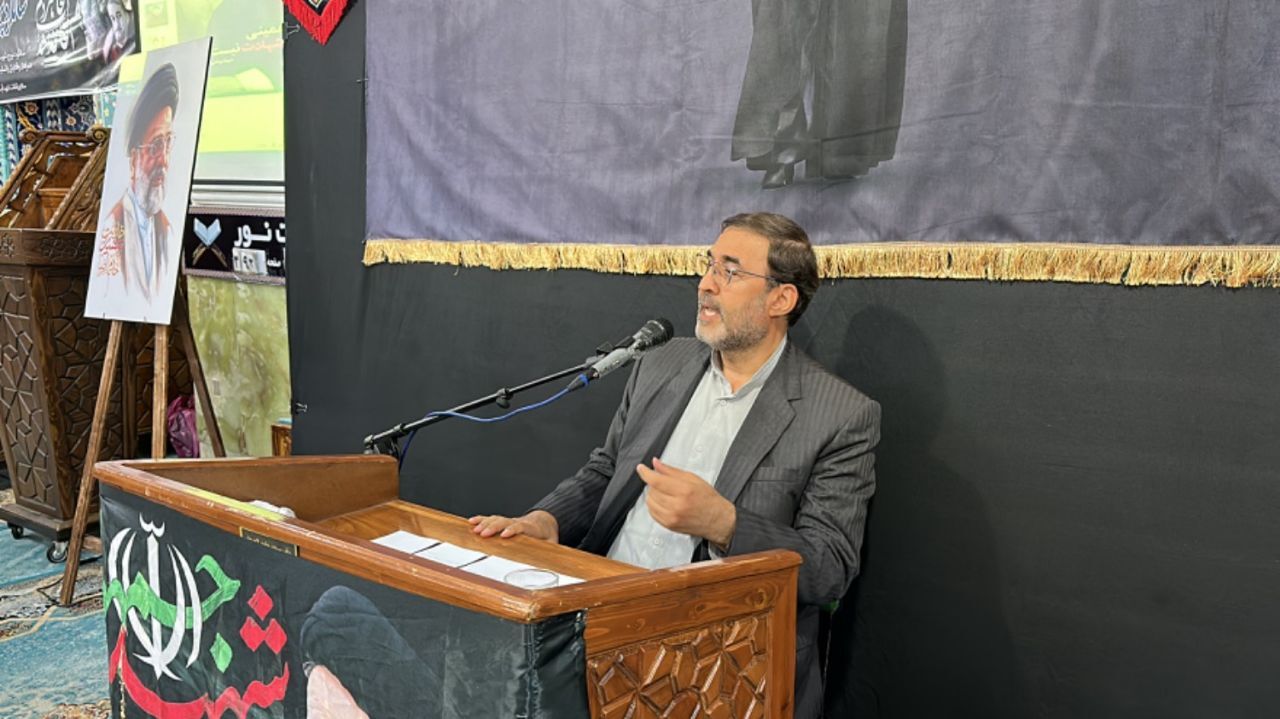 نخستین سالگرد رییس جمهور شهید و شهدای خدمت در لاهیجان برگزار شد