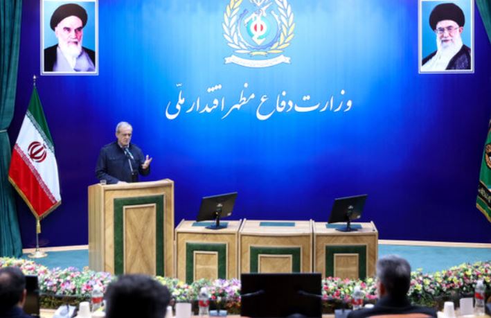 نارضایتی مردم از کیفیت خدمات اداری، پذیرفتنی نیست/اصلاح را باید از خود شروع کنیم