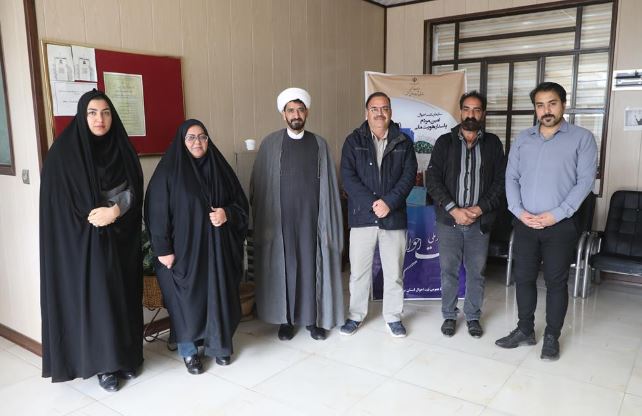 تقدیر شرکت سنگ آهن مرکزی ایران از کارکنان اداره ثبت احوال بافق