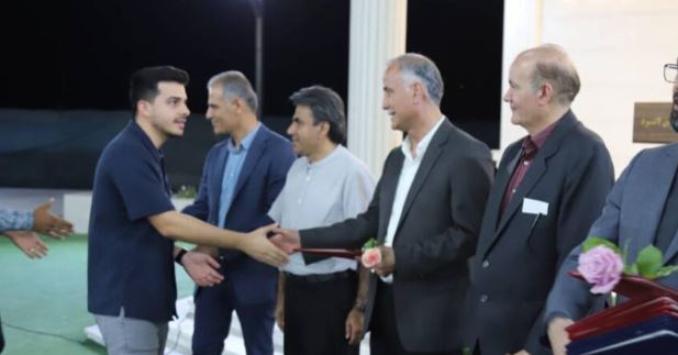 تکریم مجاهدان سنگر اقتصاد کشور در منطقه ویژه اقتصادی لامرد