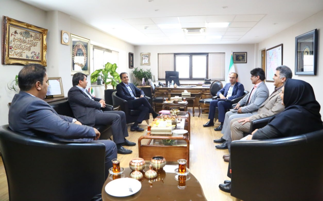 بسته‌های اکتشافی شمال و جنوب کرمان جداگانه به فراخوان گذاشته می‌شوند