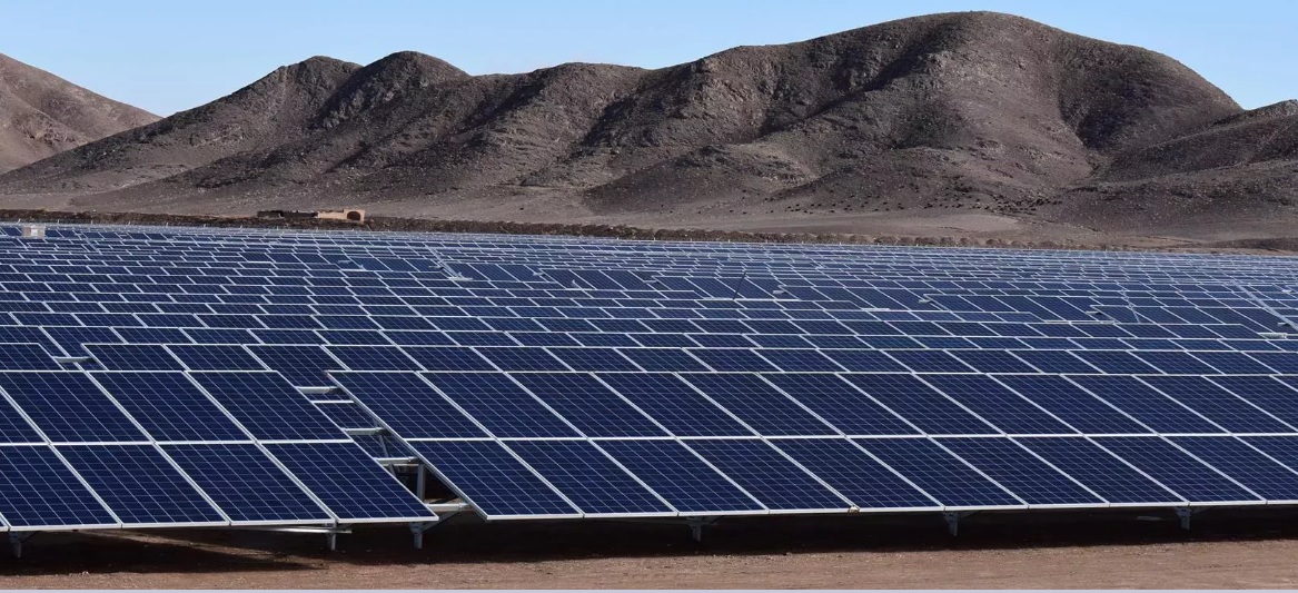 ظرفیت طرح های نیروگاه هایی خورشیدی ایمیدرو ۳۰۰ مگاوات شد/ پروژه نیروگاه ۵۰ مگاواتی خورشیدی فسا در یک قدمی صدور پروانه احداث