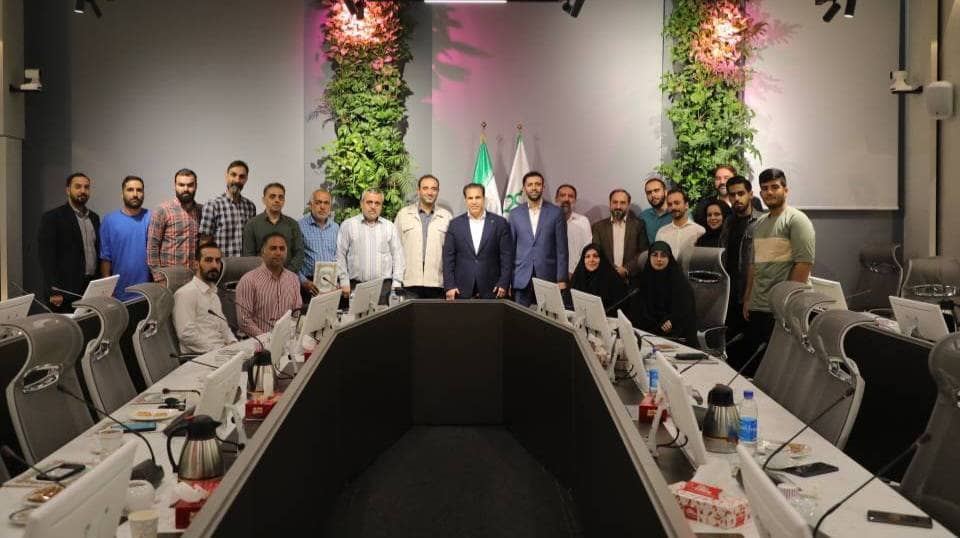 تکریم تلاشگران فرهنگی با تاکید بر سیره شهدا و امام حسین(ع)