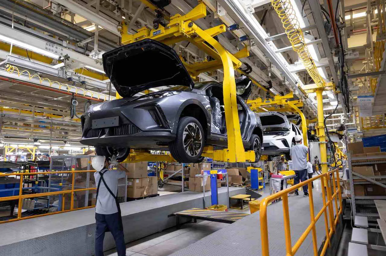 گام بلند فردا موتورز در مسیر ورود فناوری جهانی به صنعت خودرو ایران