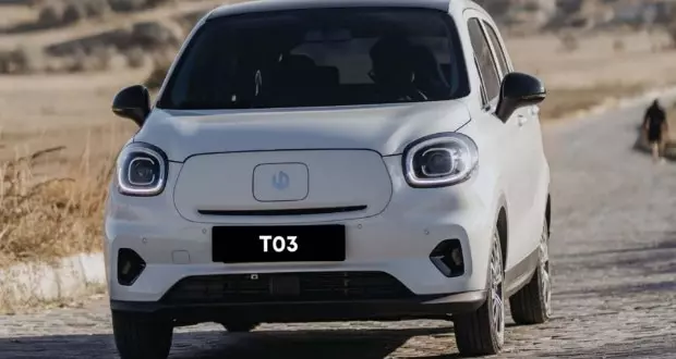 هاچبک برقی لیپ موتور T03 توسط شتابران خودرو وارد بازار شد