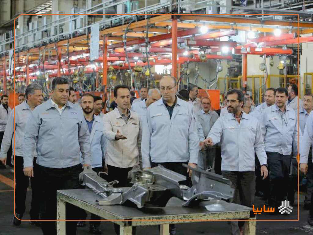 مدیرعامل گروه خودروسازی سایپا از روند تولید ایدکوپرس و ایران کاوه بازدید کرد