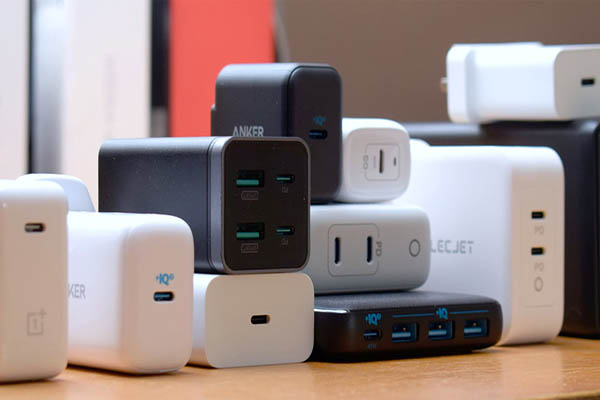 آیا شارژر تایپ سی لپ‌تاپ برای گوشی مناسب است؟