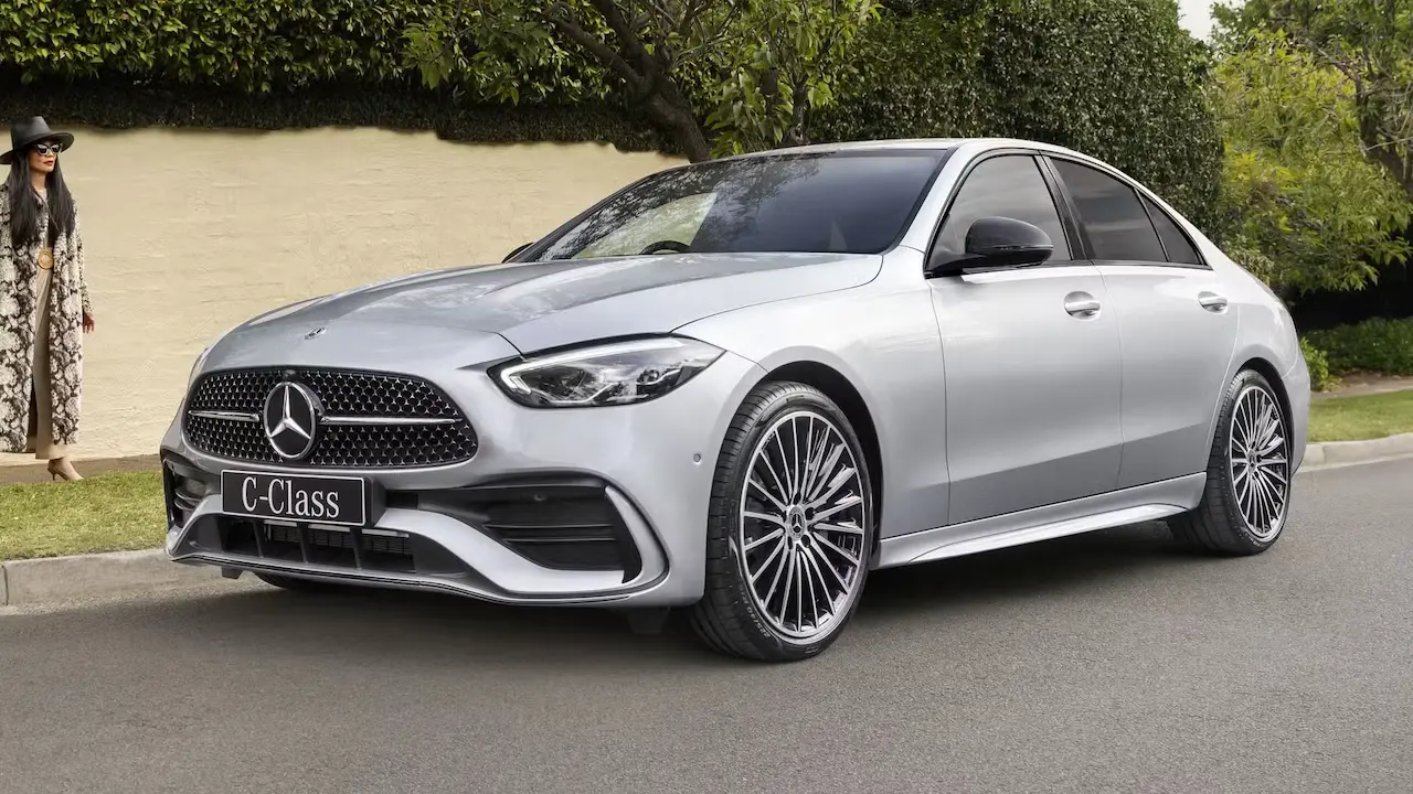 بررسی مرسدس بنز C200L ، خودرو جدید ستاره ایران
