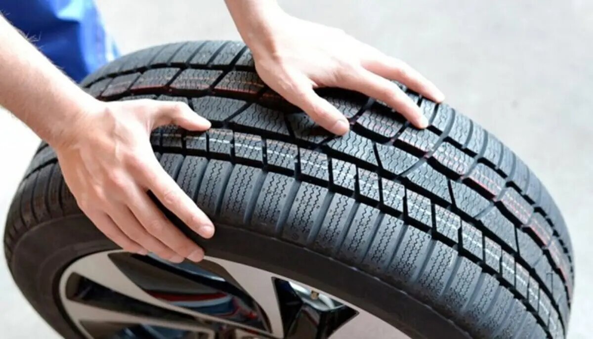 رگههای رنگی روی لاستیک های نو چیست؟