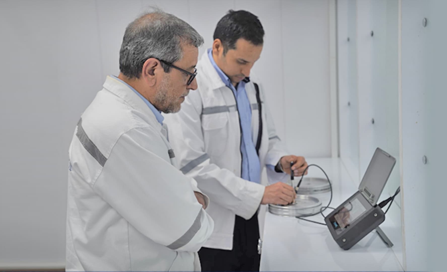 شرکت پالایش گاز هویزه خلیج‌فارس به جمع کاربران فناوری‌های پیشرفته NDT پیوست / مجوز بهره‌برداری از دستگاه آنالایزر صادر شد