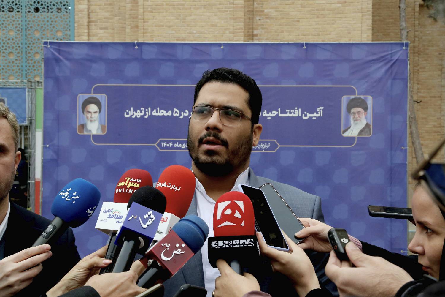 توزیع گوشت گرم گوساله وارداتی در میادین و بازارهای میوه و تره‌بار آغاز شد