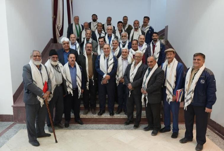 تجدید دیدار همرزمان دفاع مقدس با مدیرعامل رزمنده شرکت سنگ‌آهن مرکزی ایران