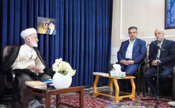 درخشش بیمه دی در خدمات‌رسانی به ایثارگران؛ رتبه اول توانگری و پرداخت به‌روز مطالبات درمانی