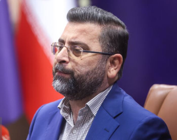 رایگانی: ۱۳ کیلو طلای قاچاق توقیف شده تحویل مراجع ذیصلاح شد