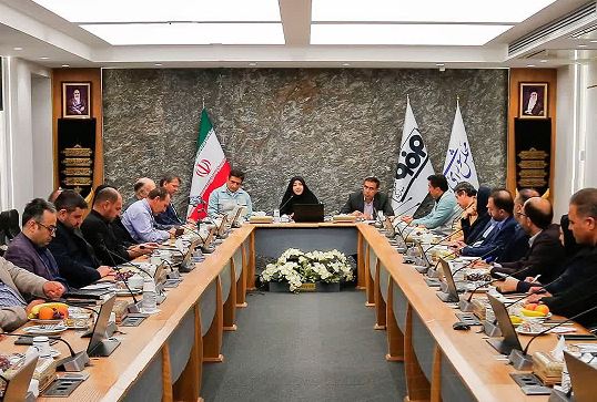 راه‌اندازی ۳۰۰۰ سامانه خورشیدی ۵ کیلوواتی در شهرستان مبارکه به همت فولاد مبارکه