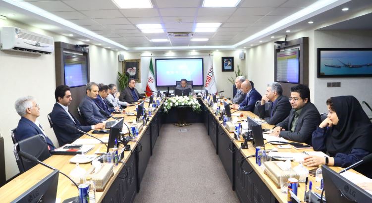 اجرای طرح‌های ملی اولویت‌ یابد