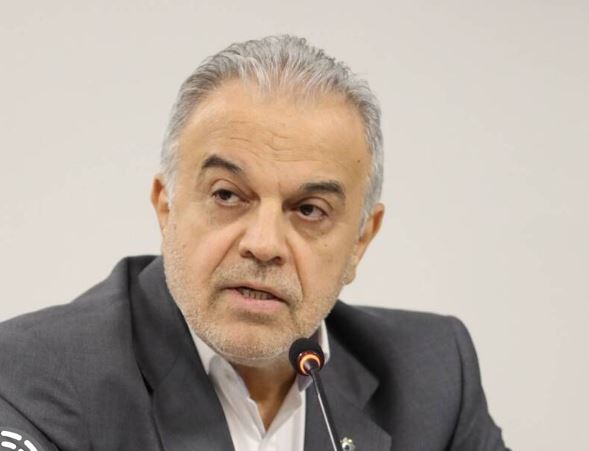 تقویت تامین مالی و کاهش صف تخصیص با ابزار جدید پیش فروش ارز/ نیاز واردکننده و صادرکننده همزمان پاسخ داده می شود