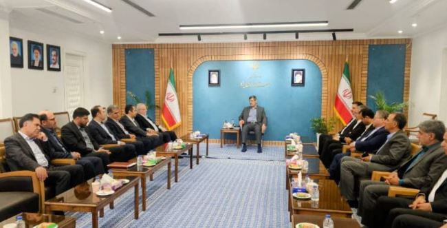 توسعه زیرساخت معادن یزد در شمار برنامه های ایمیدرو/ استاندار: احداث نیروگاه خورشیدی و تامین آب؛ پیش نیاز توسعه صنایع یزد توسعه زیرساخت معادن یزد در شمار برنامه های ایمیدرو/ استاندار: احداث نیروگاه خورشیدی و تامین آب؛ پیش نیاز توسعه صنایع یزد
