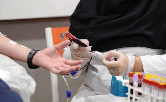 گامی در راستای مسئولیت اجتماعی؛ مشارکت داوطلبانه کارکنان بانک مسکن در اهدای خون