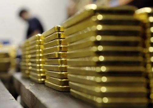 برگشت ۱۰ همت ارز حاصل از صادرات به چرخه اقتصاد از طریق بازار طلای مرکز مبادله ایران