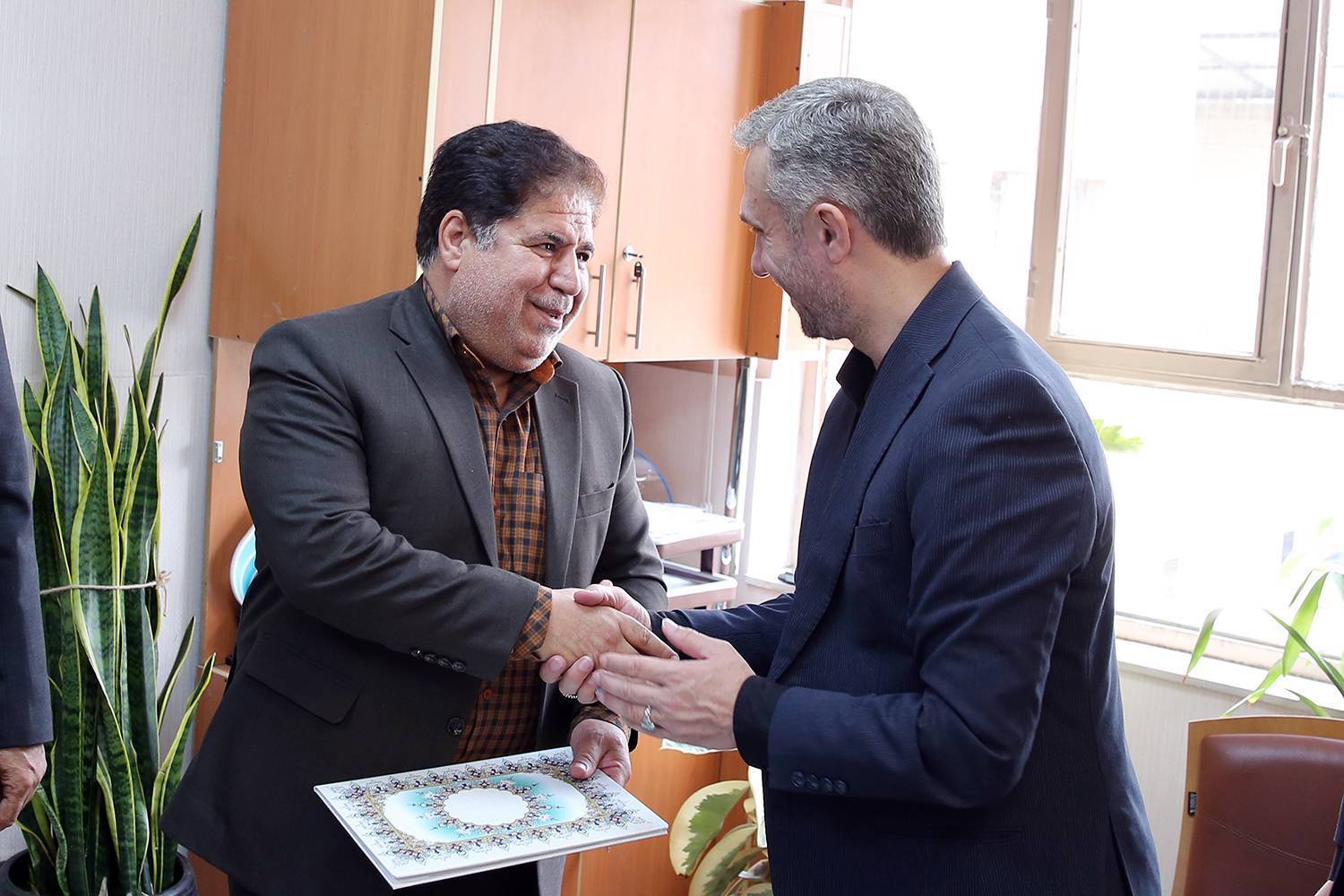 تفاهمنامه نوسازی و تجهیز مدارس امضا شد تفاهمنامه نوسازی و تجهیز مدارس امضا شد
