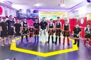 آکادمی کیک بوکسینگ استاد خسرو طهرانی