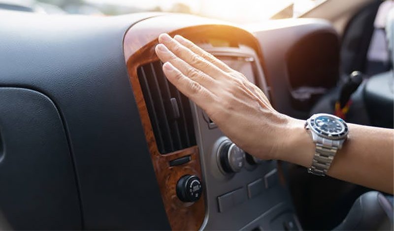 دلیل بوی بد از کولر ماشین چیست؟
