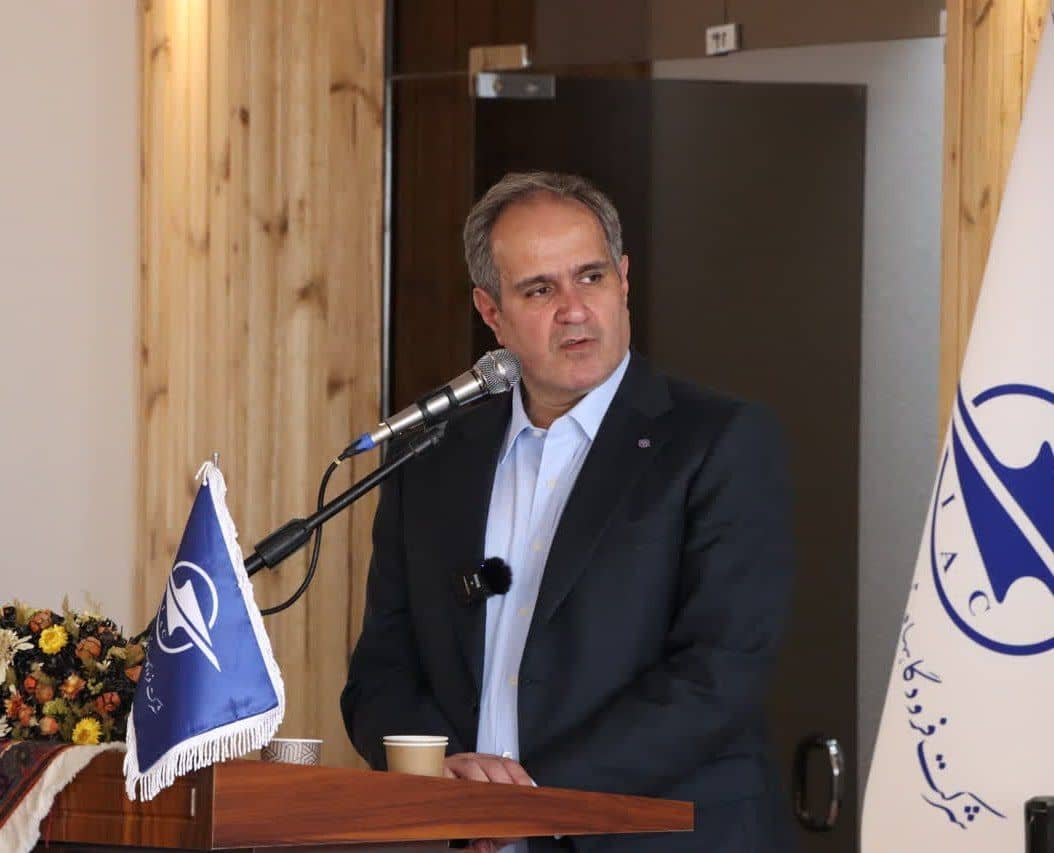 ۹۰ هزار کیلومتر راه هوایی کشور زیر پوشش خدمات ناوبری هوایی ایران است/ باند فرودگاه بم پذیرای هواپیماهای کارگو و پهن پیکر