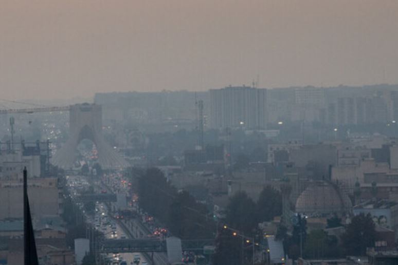 مدارس و دانشگاه‌های استان تهران «غیرحضوری» شدند/ «دورکاری» کارمندان ادارات دولتی و غیر دولتی با نظر مدیران