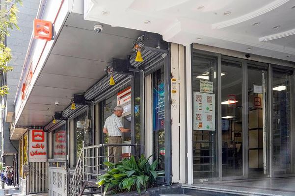 تداوم پایداری ارائه خدمات الکترونیک بانک مسکن در آبان‌ماه / عملکرد فراتر از اهداف استان‌های «گیلان»، «قم» و «مرکزی» در بهبود شاخص‌های مالی بانکداری الکترونیک