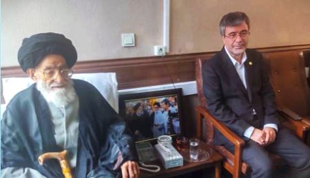 دیدار مدیرعامل بیمه ایران با خانواده شهید آل هاشم