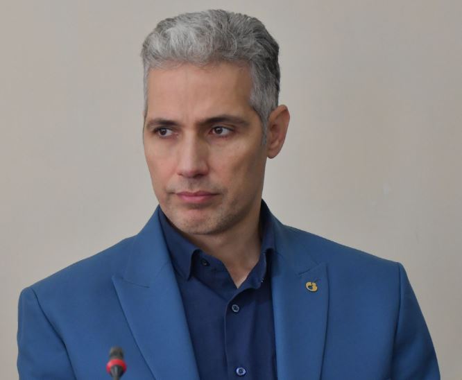 تهیه نقشه پهنه‌بندی زمین‌لغزش در مناطق پرخطر محدوده رودبار-منجیل در استان گیلان