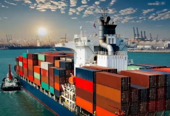 سهم‌بندی ۴۱٫۳ میلیارد دلار ارز وارداتی: ۳۰ میلیارد دلار به صنعت و ۱۰ میلیارد دلار به کالای اساسی و دارو اختصاص یافت