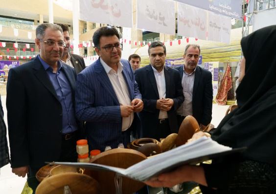 منطقه آزاد ارس الگویی ملی برای توسعه مشاغل خانگی و روستایی است