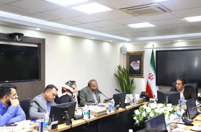 برنامه توسعه همکاری ها بین ایمیدرو و سرمایه گذاران هندی / آمادگی هندی ها برای تامین تجهیزات معدنی مورد نیاز ایران