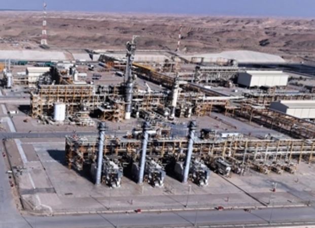 طعم شیرین گاز های همراه نفت مناطق عملیاتی چشمه خوش و دهلران به خط لوله سراسری گاز رسید