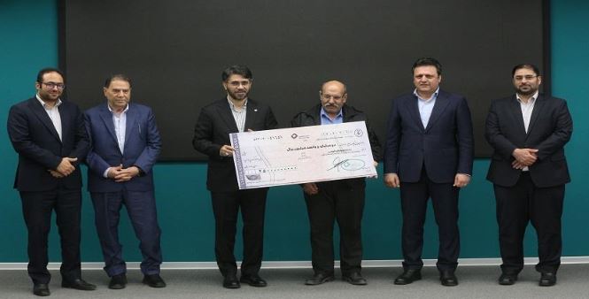 لبخند نیک آفرین به مشتریان خوش شانس بانک کارآفرین