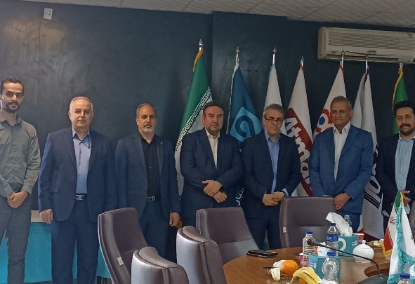 ارائه خدمات متناسب با نیاز شرکت های دانش بنیان در دستور کار اگزیم بانک ایران