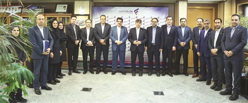 همکاری فولاد مبارکه و بانک رفاه کارگران در توسعه پروژه‌های استراتژیک و تأمین منابع ارزی