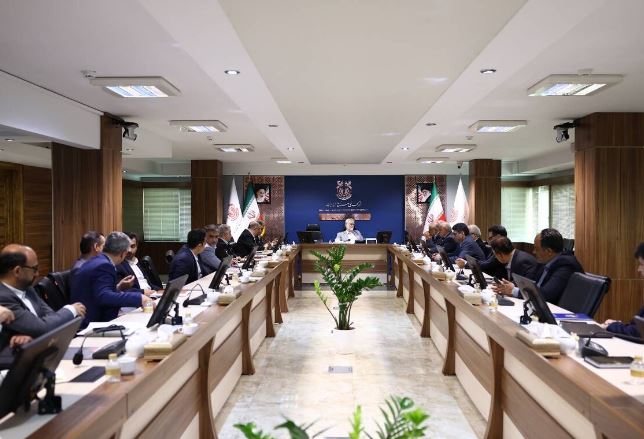 بررسی پیشرفت ساخت دامپتراک ۱۳۶ تنی و آسیای گیرلس