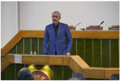حضور وزیر اقتصاد در همایش بررسی عملکرد شش ماهه اول سال۱۴۰۴ بانک ملی ایران