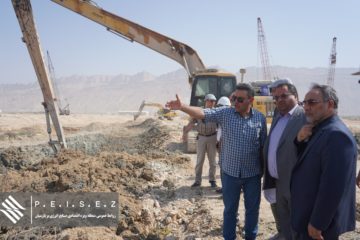 مدیر سرمایه‌گذاری شرکت ملی صنایع پتروشیمی از منطقه ویژه اقتصادی پارسیان بازدید کرد