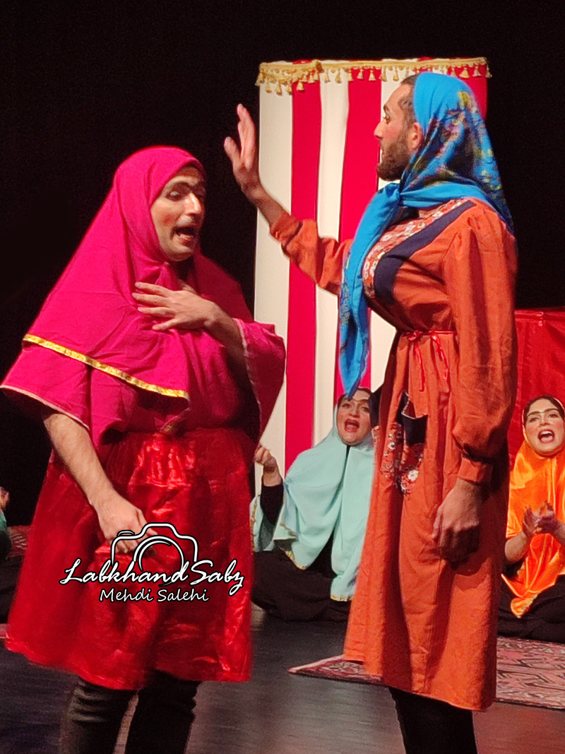 عکس تئاتر مینی مضحکه – لبخند سبز 