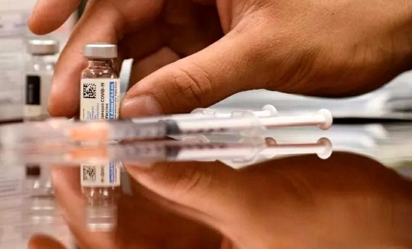 تزریق دوز سوم واکسن کرونا