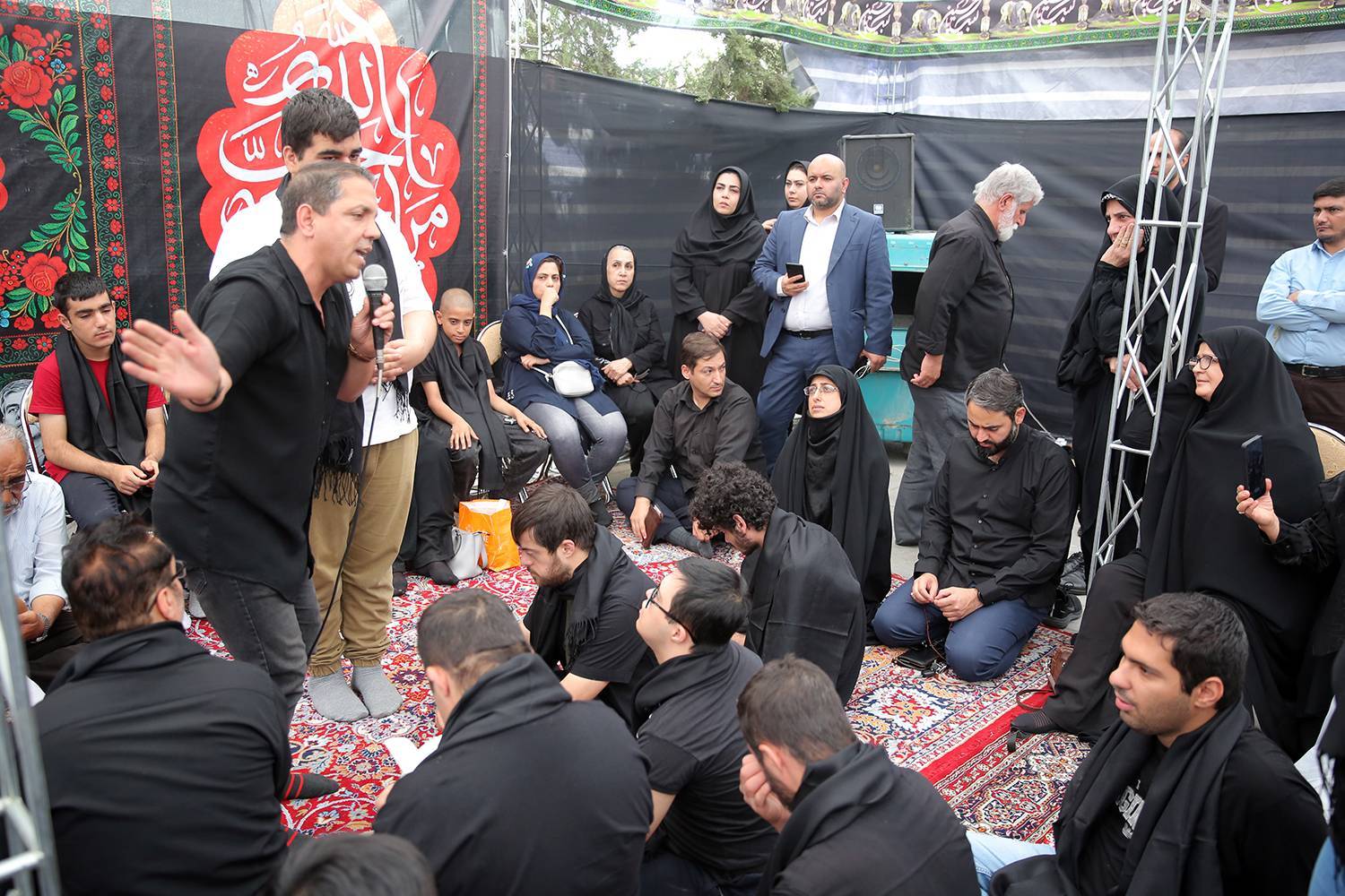 معابر و اماکن عمومی برای افراد دارای معلولیت مناسب سازی می‌شود