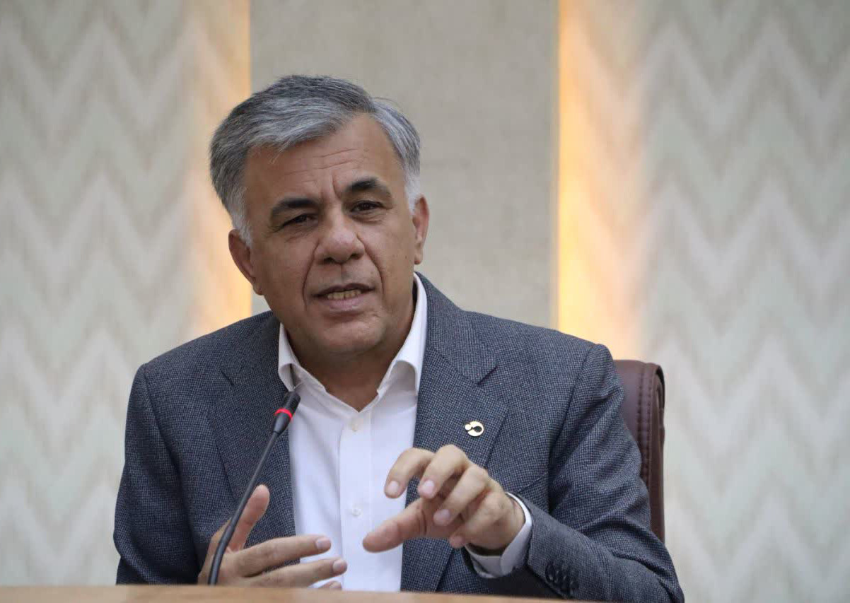 رئیس سازمان زمین شناسی و اکتشافات‌معدنی کشور: رهبر انقلاب و رئیس‌جمهور به توسعه  اقتصاد دریامحور تاکید دارند/ به دنبال تهیه نقشه‌های زمین شناسی دریایی هستیم