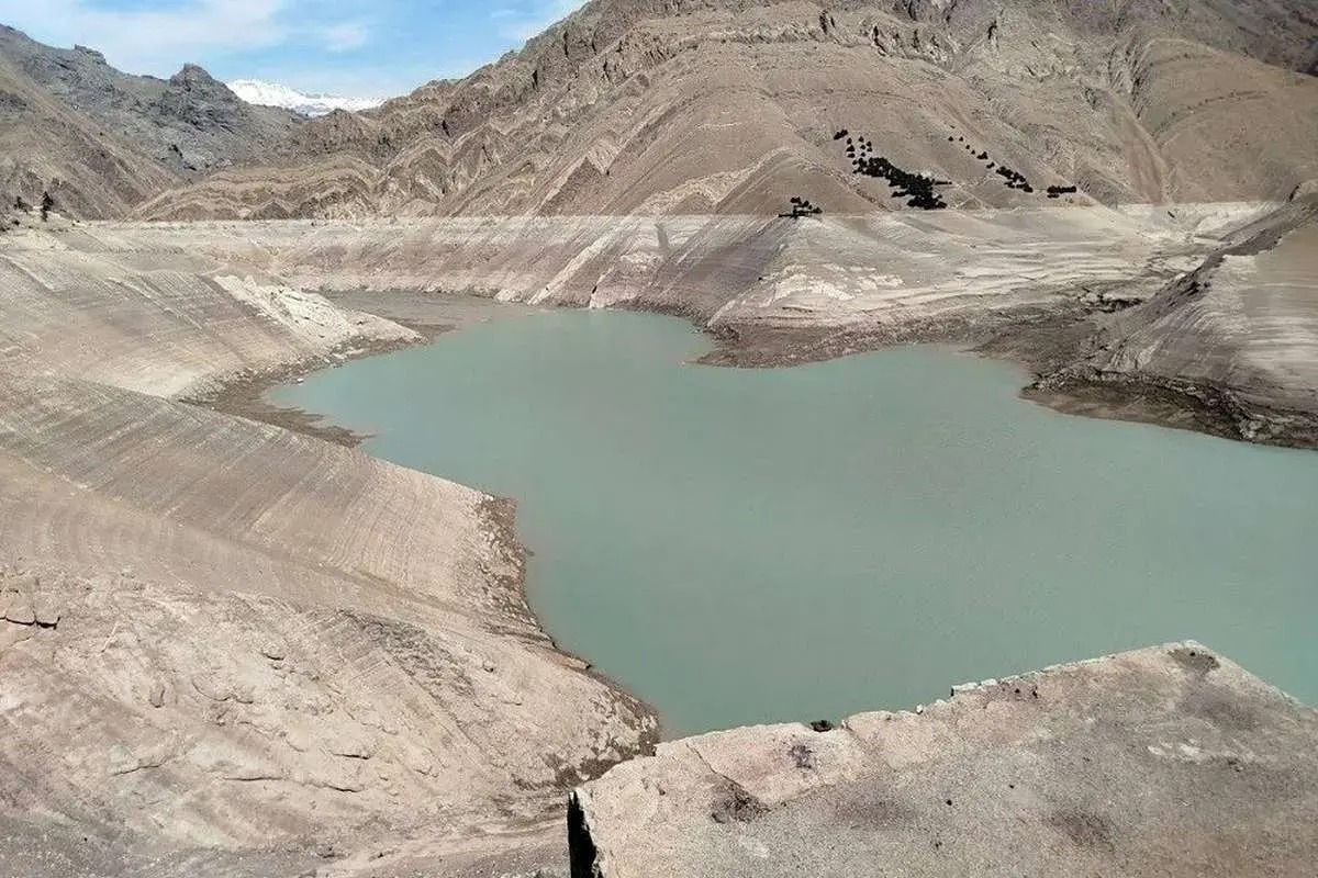 کشور هنوز از خشکسالی عبور نکرده است